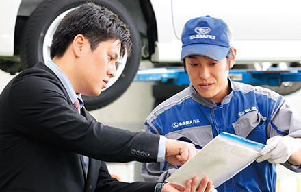 メカニックとの打ち合わせ