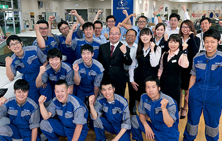 金子店長と桐生店スタッフ