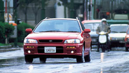 インプレッサ（1992）